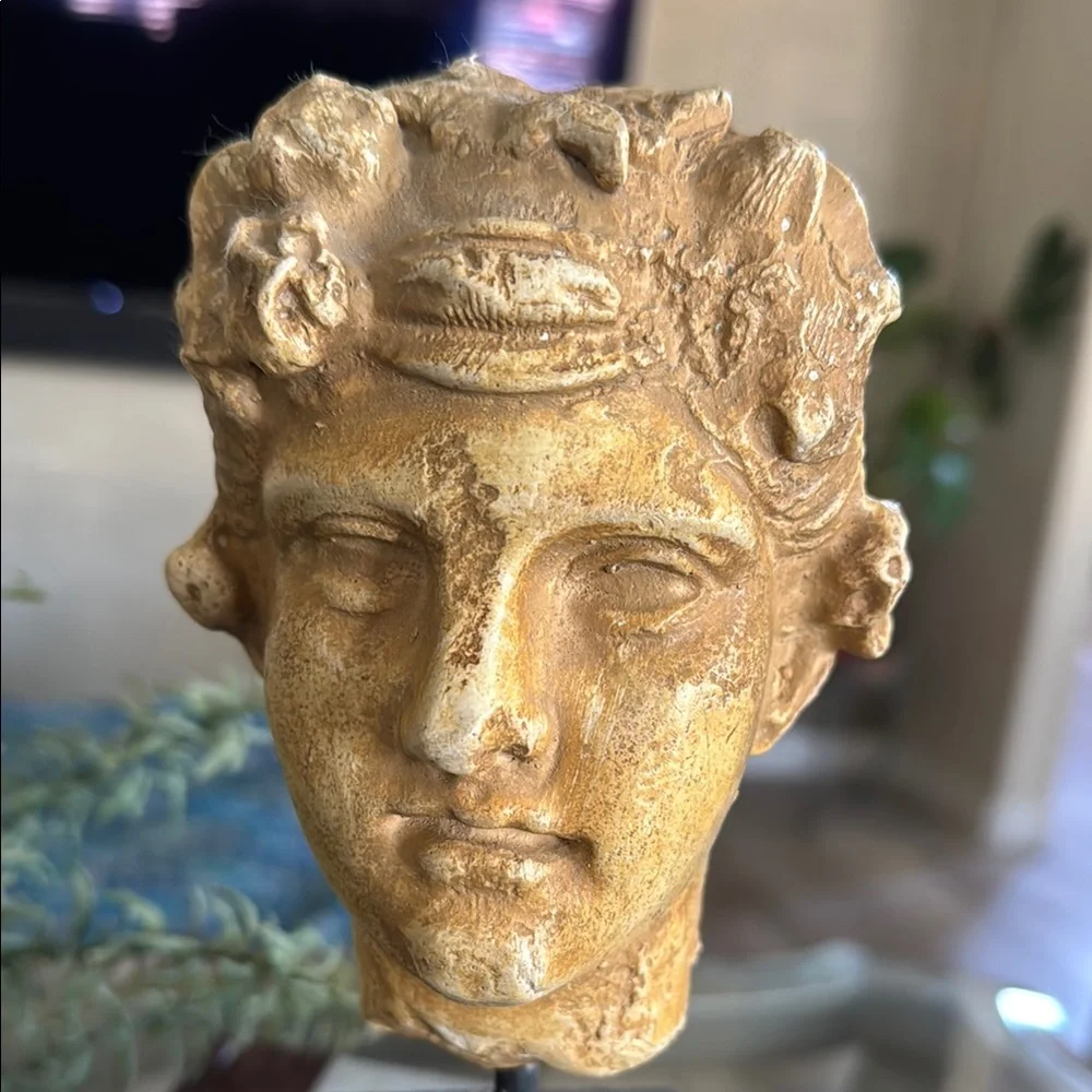 Attila Tivadar Vintage Greek Sculpture Bust with Classical Features - Picture 6 of 7
